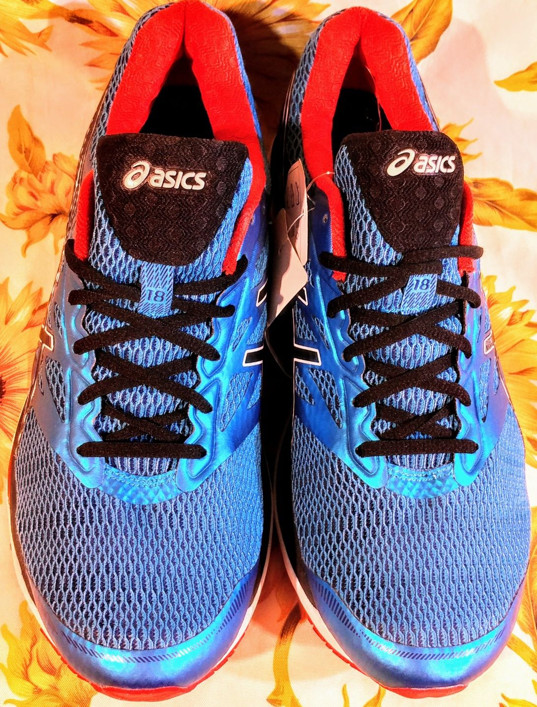 ** adidași *ASICS.CUMULUS18* 43.5*reducere *Original !!