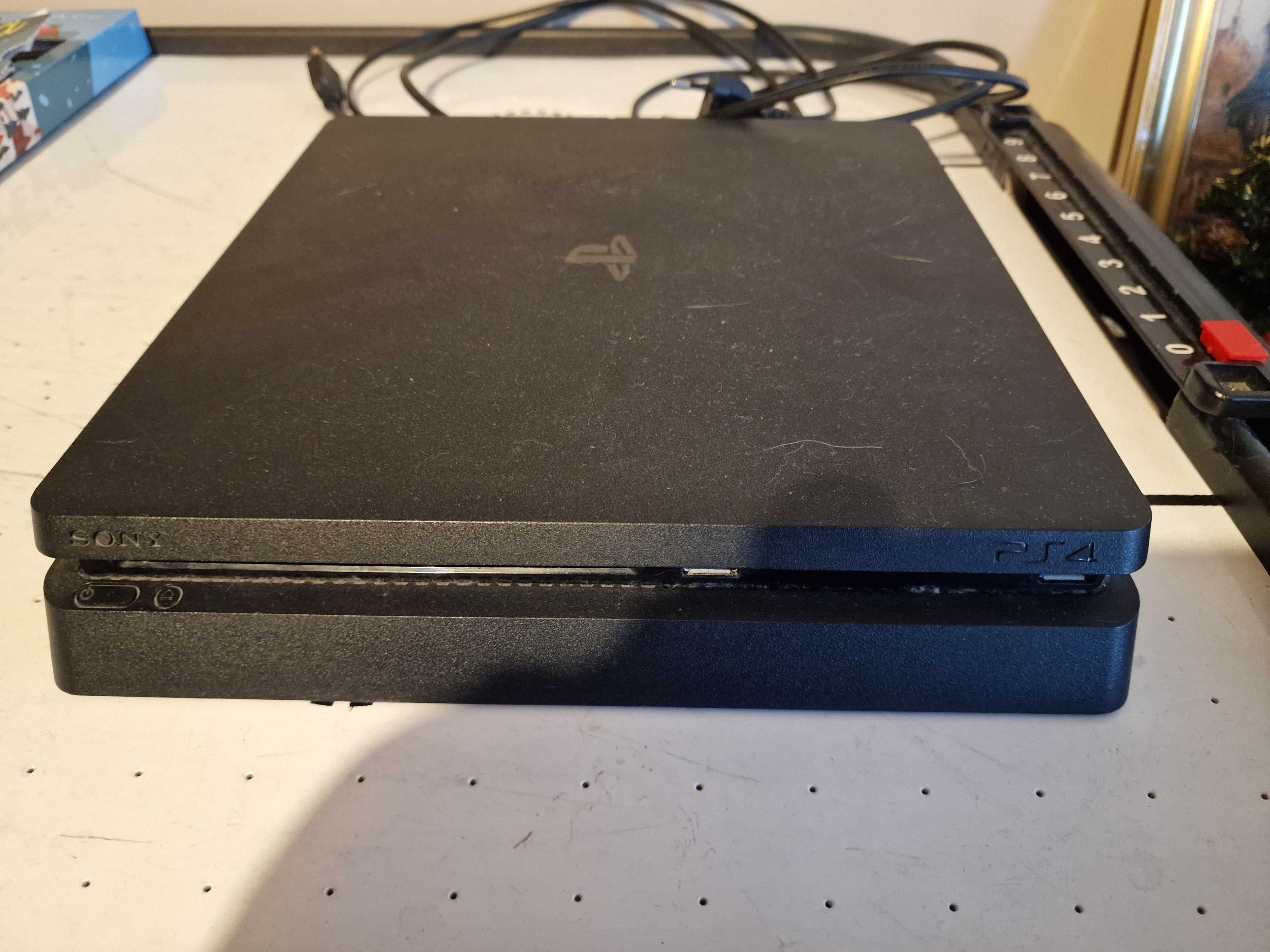 PS 4 slim 500 GB, Playstation