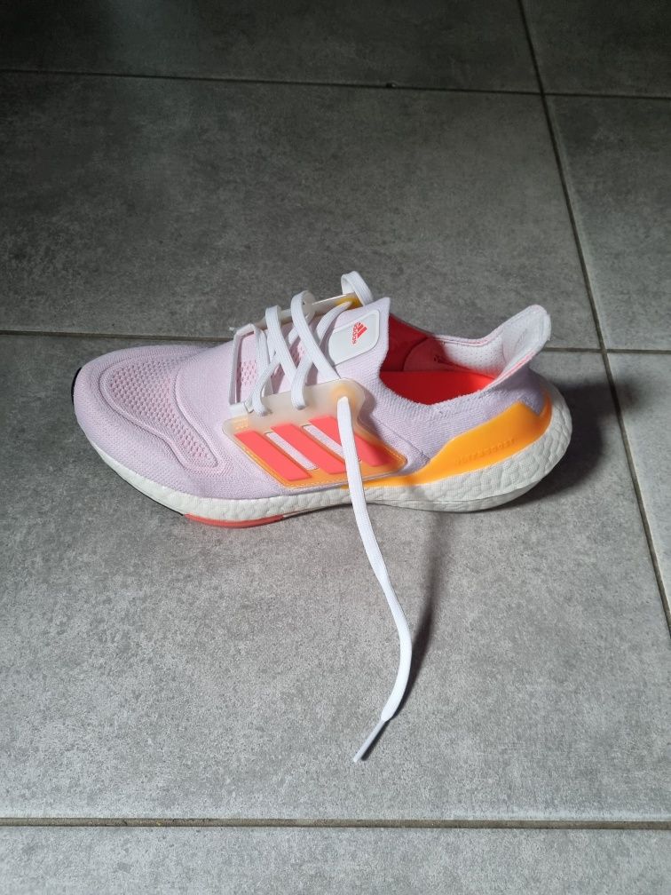 Adidasi Adidas Ultraboost 22 W