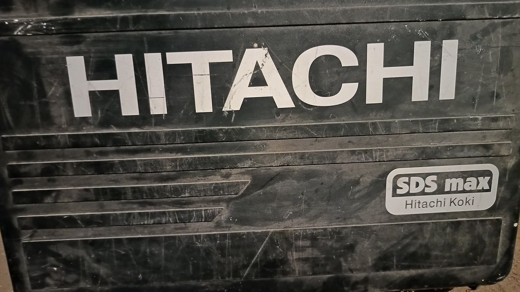 Picamer Hitachi de 10,5kg.