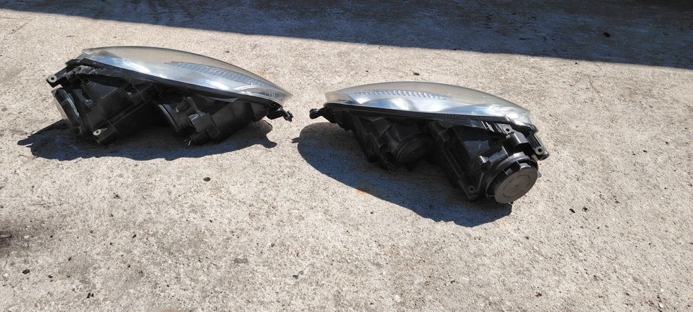 Голф 5 фарове Хела