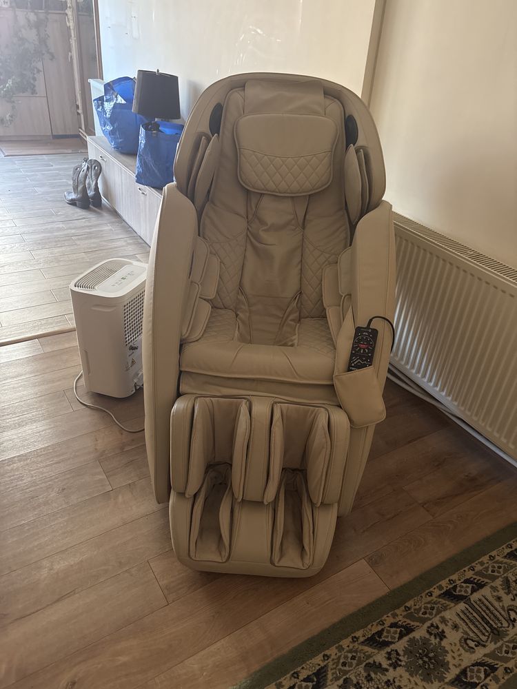 Scaun de masaj Komoder KM400L
