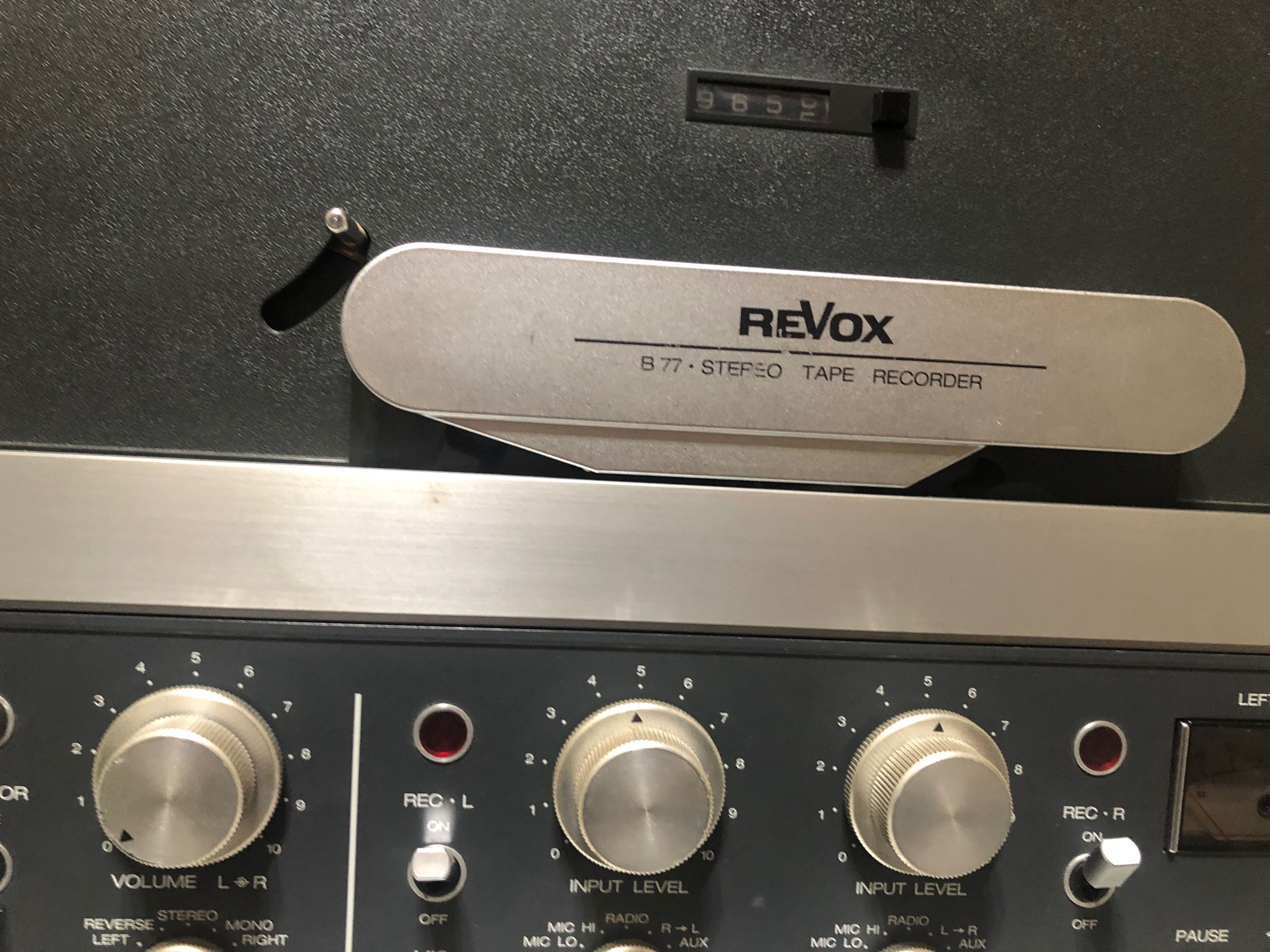 Magnetofon Revox  B77