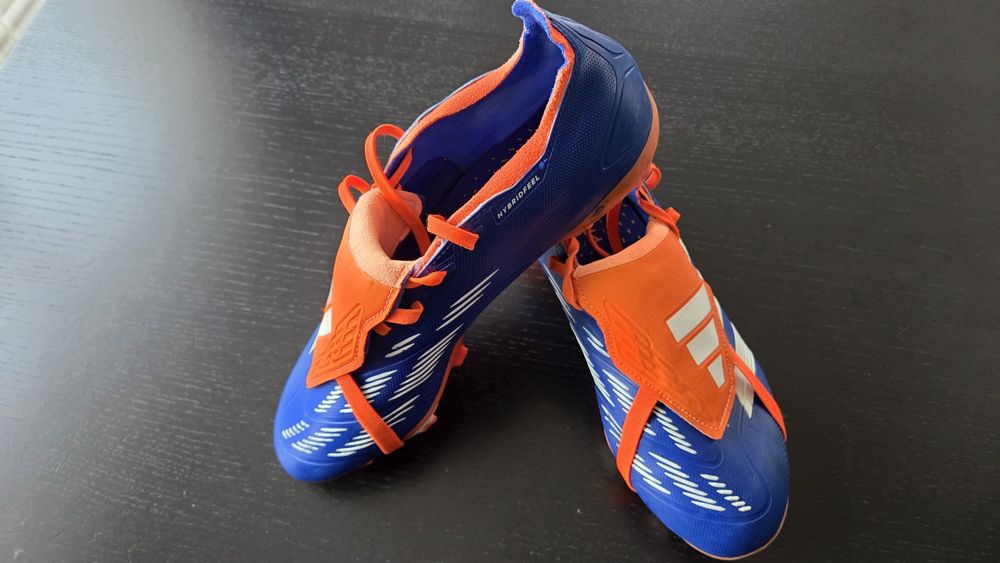 Ghete de fotbal Adidas Predator