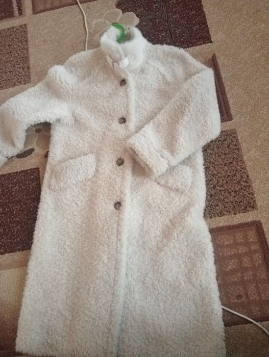 Шуба  размер 48 в хорошем качестве