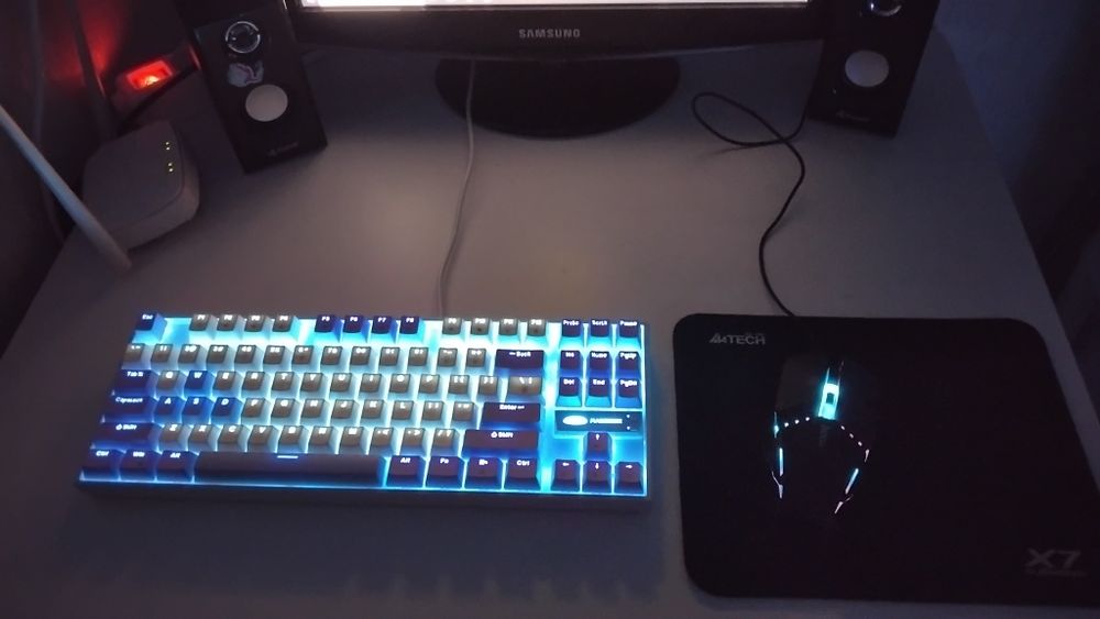 Продам отличный компьютер. Торг.