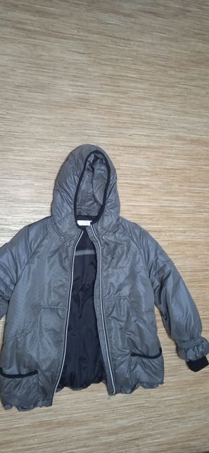 Куртка женская р 48,цена 2500тенге