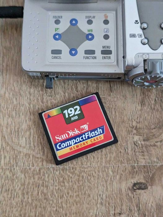 Ricoh RDC si DiMage Z5 de top, 170 LEI , stare buna