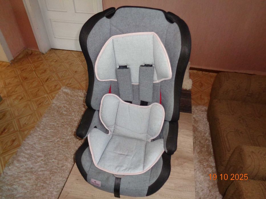 Детско столче за автомобил 40-150cm