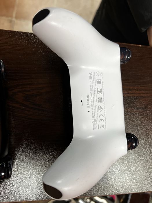 Джойстик ps5 два броя