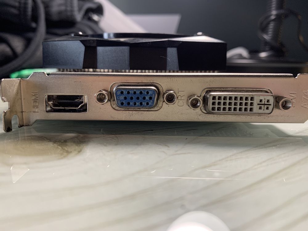 GTX 550 Ti 2гб (DDR3)