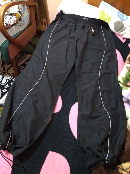 Pantaloni cargo, preț, 90 lei