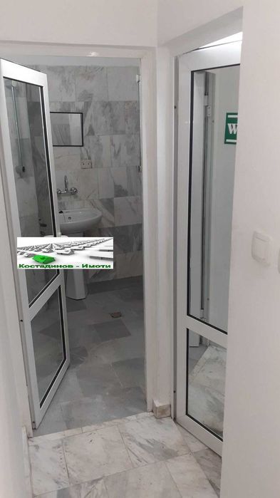 Дава се под наем Офис в Пловдив, Южен - 255 кв.м за 866.49 € - Снимка #10