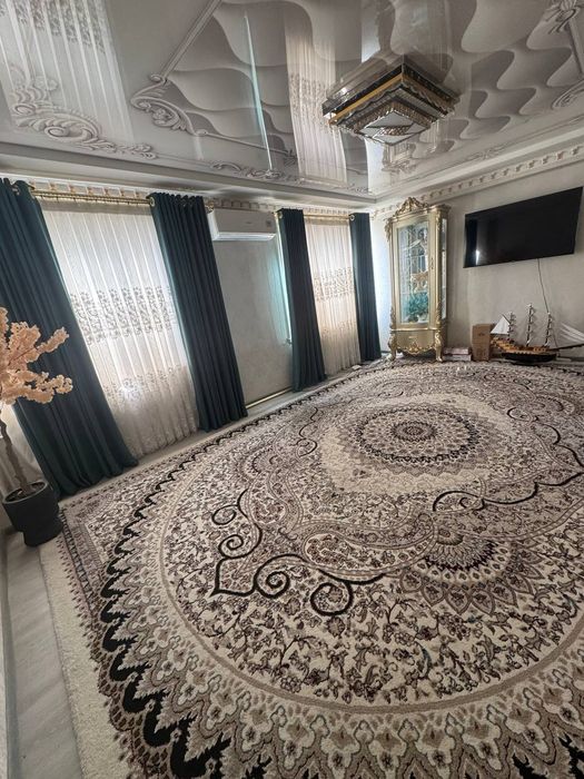 Чиланзар -20 ориентир: Корейская здания 3/4/9 Чистая квартира, 88 м²