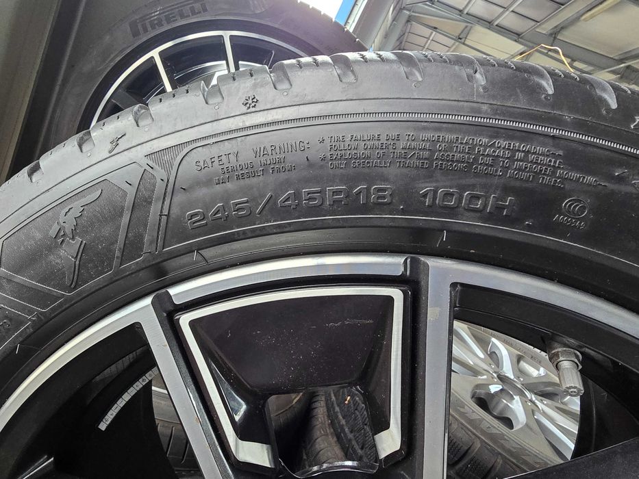 Set Jante BMW I4 G26 Anvelope iarna Goodyear Ultra Grip 245 45 R18