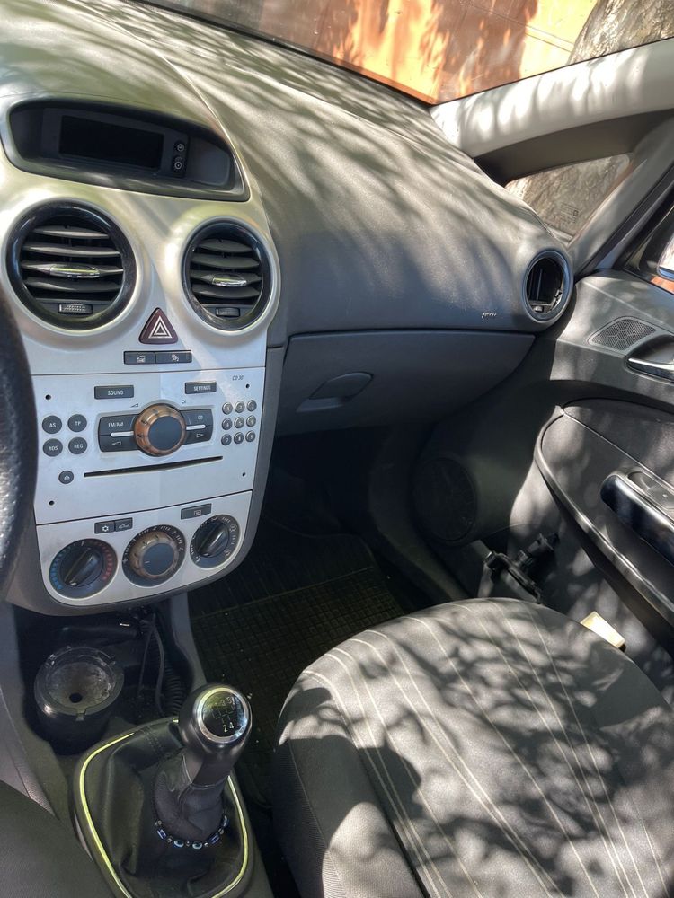 Opel corsa 2008