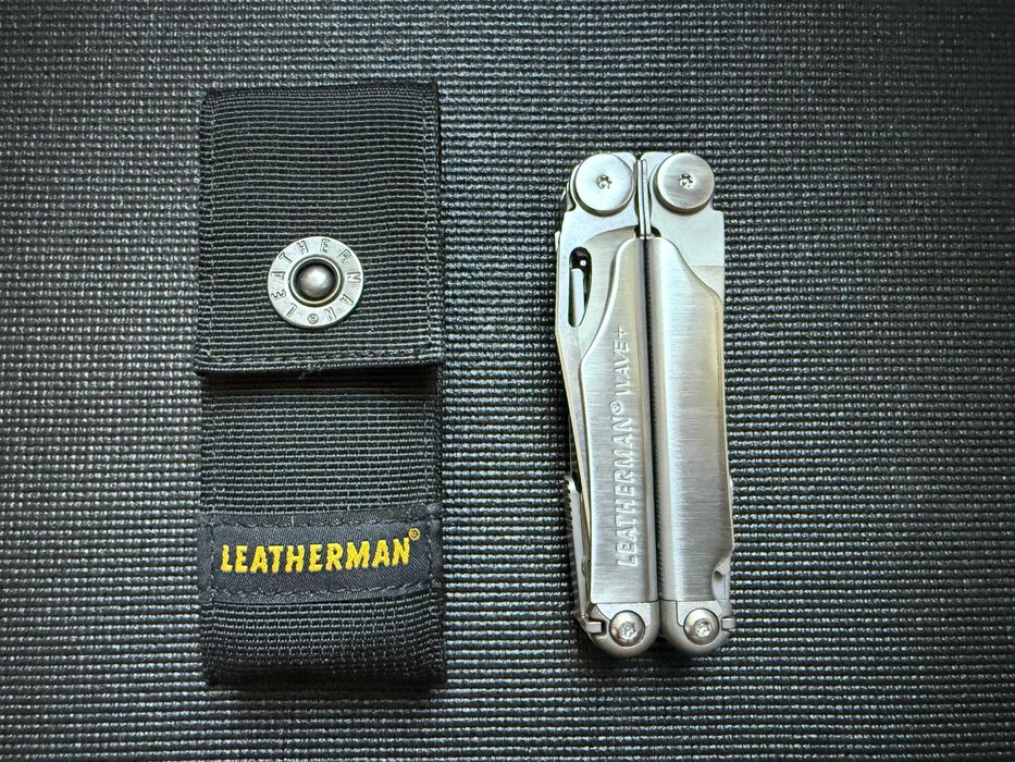 Vand multitool Leatherman Wave+ nou cu teaca de nylon