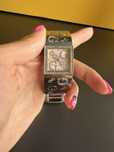 Часовник Guess -