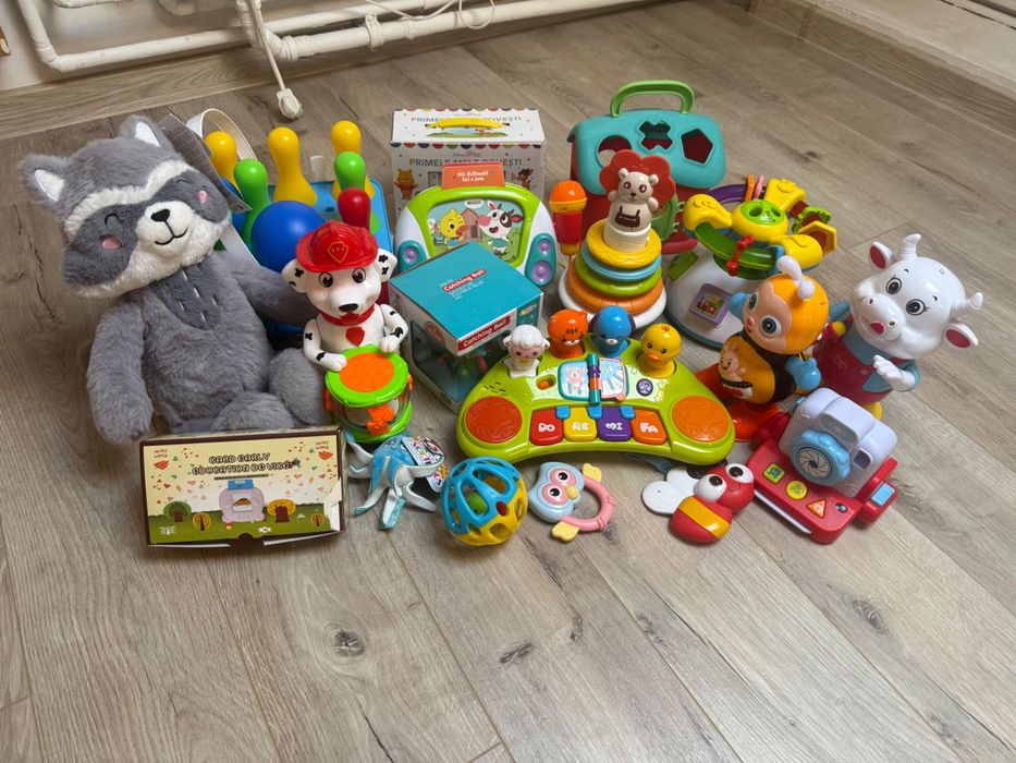 Vând lot de jucării FOARTE IEFTIN!