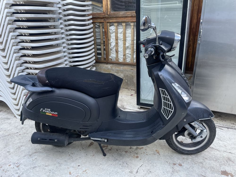 Скутер IVA FIRENZO 49с
