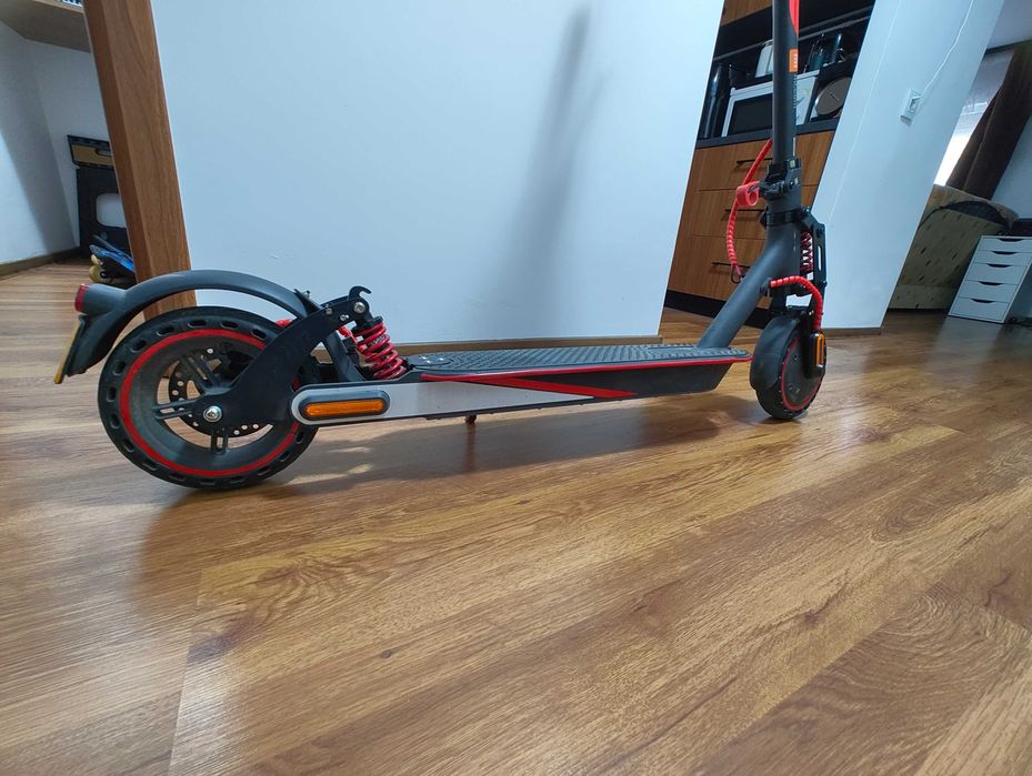 Trotineta electrica xiaomi mi pro 2 modificata