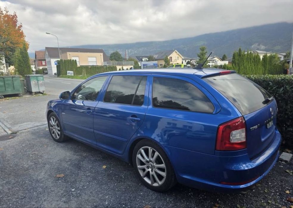 Skoda Octavia Combi 2.0 TFSI DSG RS