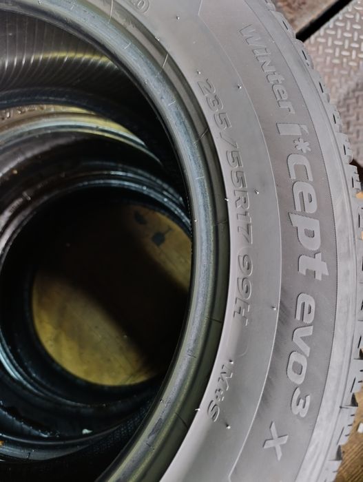 Anvelope de iarnă 235 55 17 Hankook dot 2020