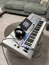 Orga Yamaha Tyros 4