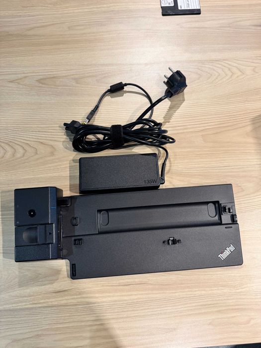Lenovo ThinkPad Ultra Docking Station – Type 40AJ