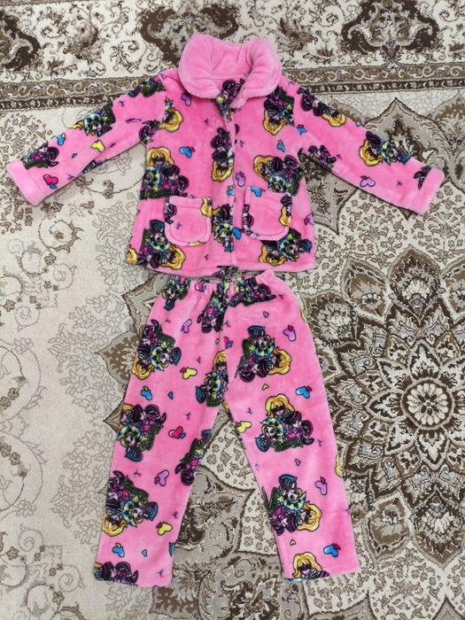 Отдам все, что на фотод