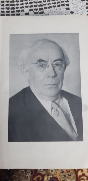 Антиквариат.   ЛЕВ НИКУЛИН .       Сочинение, в трёх томах!