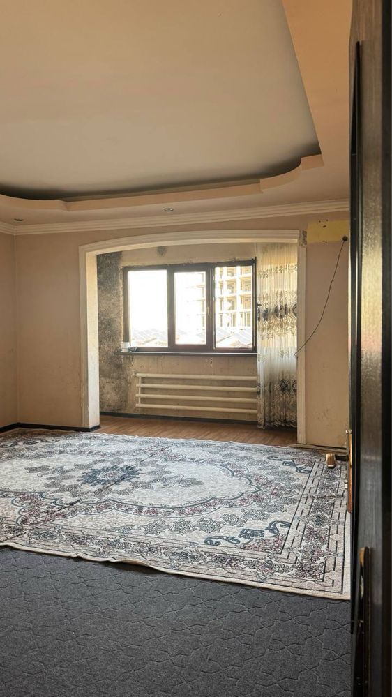 Продаётся 3 комнатная квартира Алмазарский Район Себзор