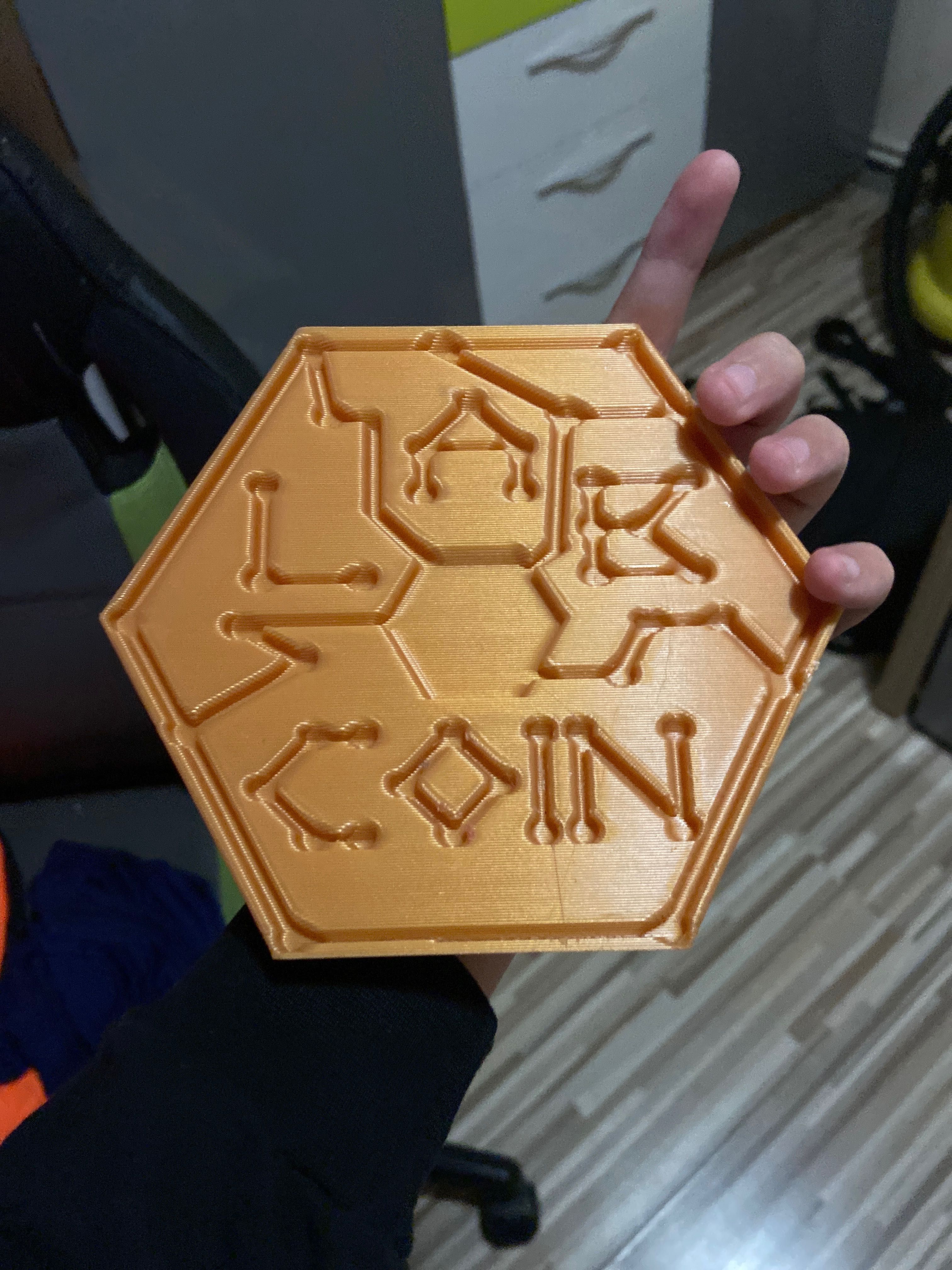 Голям карамел lab coin