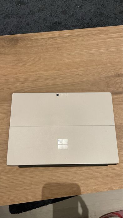 Microsoft Surface Pro 4