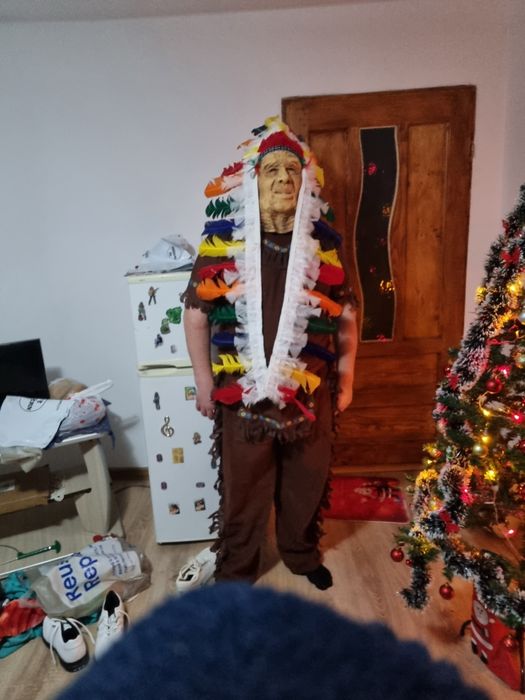 Costum  de indian tribal pentru anul nou și sărbătorile de iarna