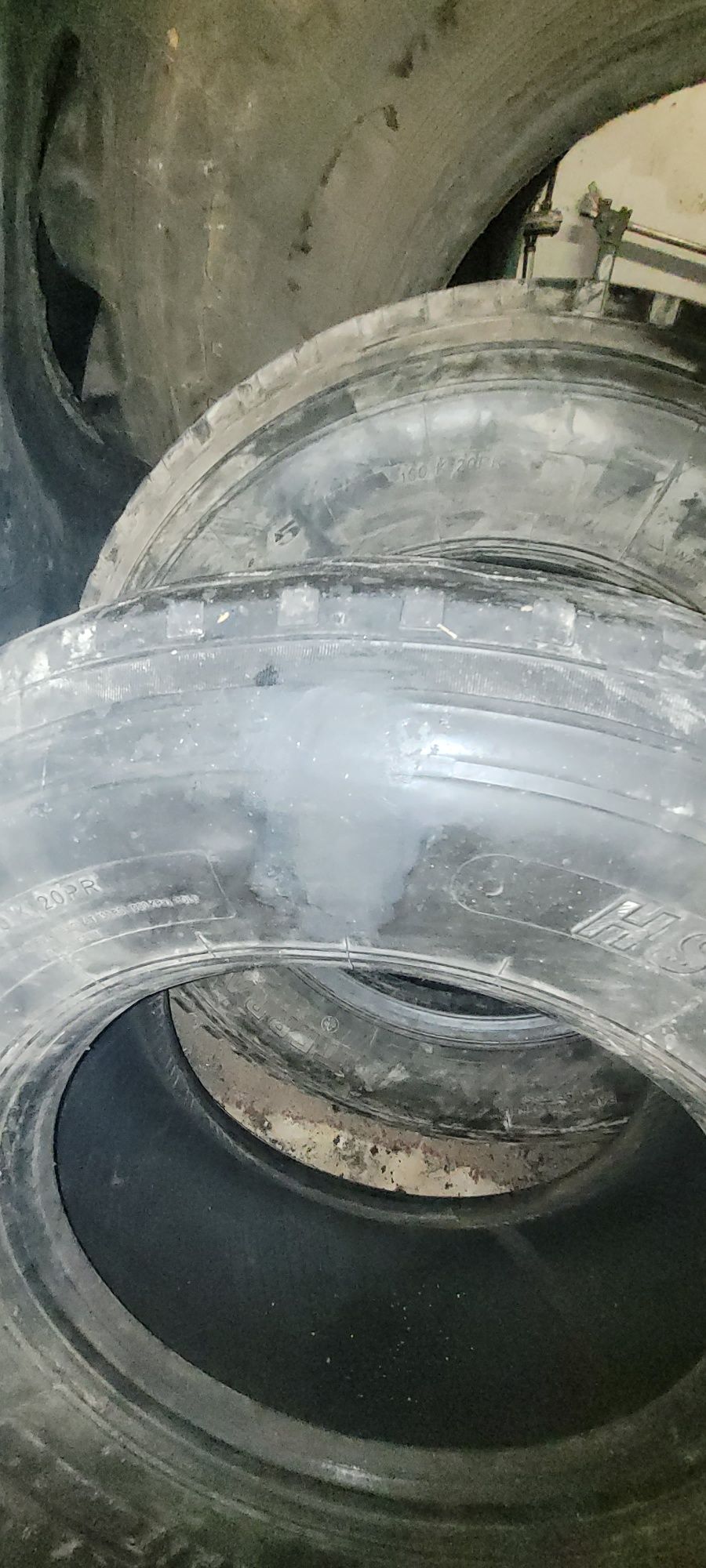 Грузовая шина Taitong HS106 385/65 R22.5 после ремонта.