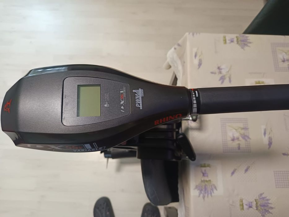 Barca gonflabila Aquq Marina cu motor electric