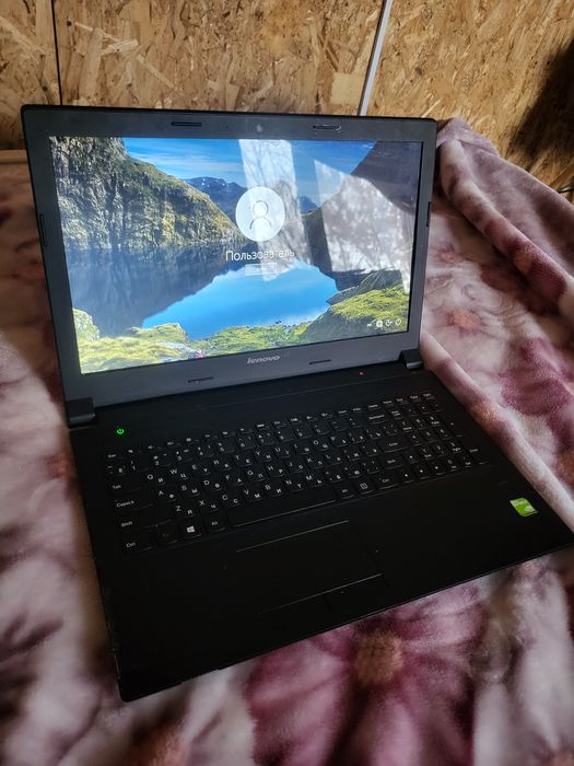 Lenovo B50-80/Intel i3/8озу/быстрый Ssd 128gb