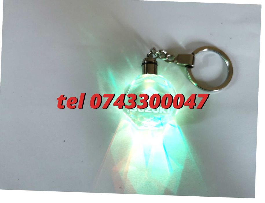 Promo Breloc Din Sticla Led Cristal 6 Culori Suzuki Sau Alte Auto