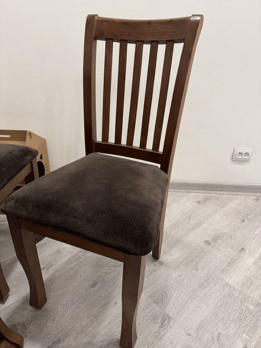 Стулья деревянные 6 шт