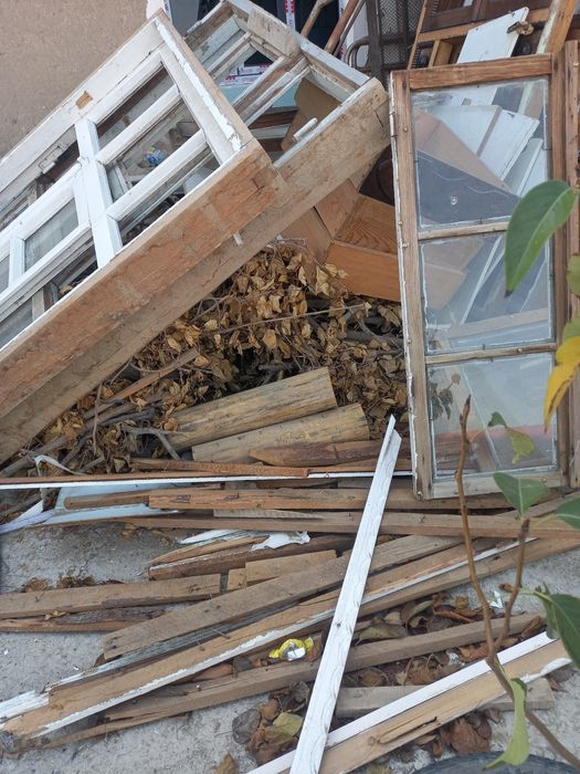 Утин сотилади купрок росийскый эшик рамкалар