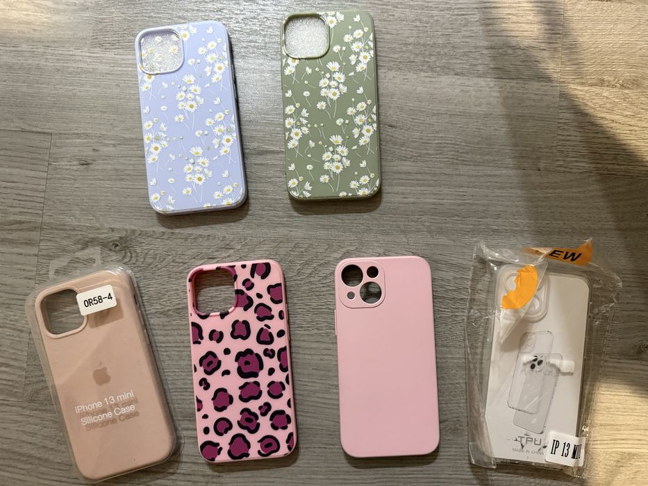 Кейсове за iphone 13 mini