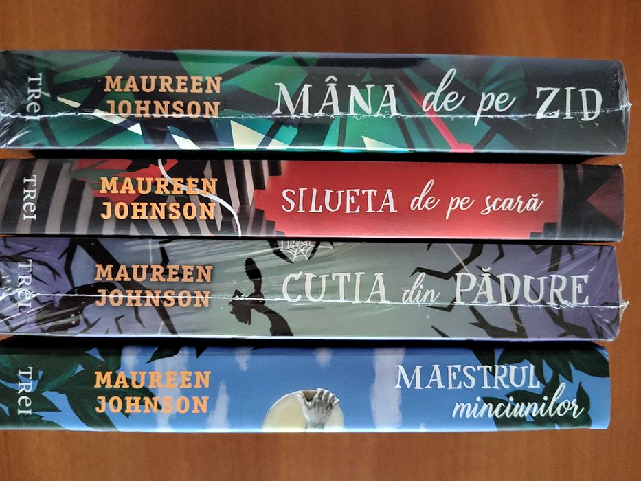 Maureen Johnson - Stevie Bell 94 titluri)