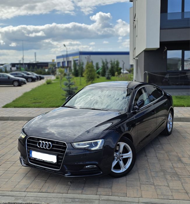 Vând audi a5 2015 E6/ 2.0 190 cp/ automat 8+1/ padele/ memorii