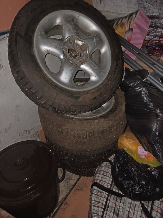 Зимние шины с дисками r15