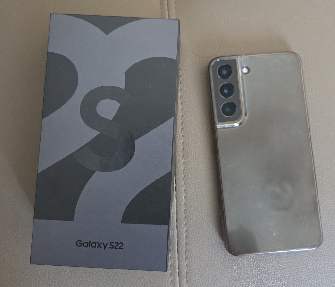Samsung  galaxy S22