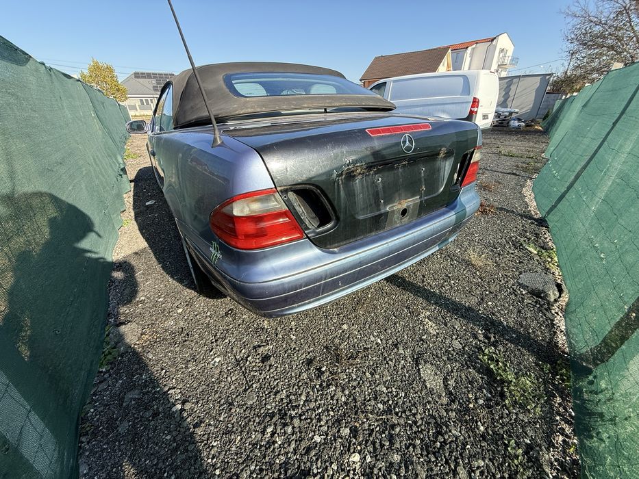 Dezmembrez sau vand Mercedes CLK 230 kompressor