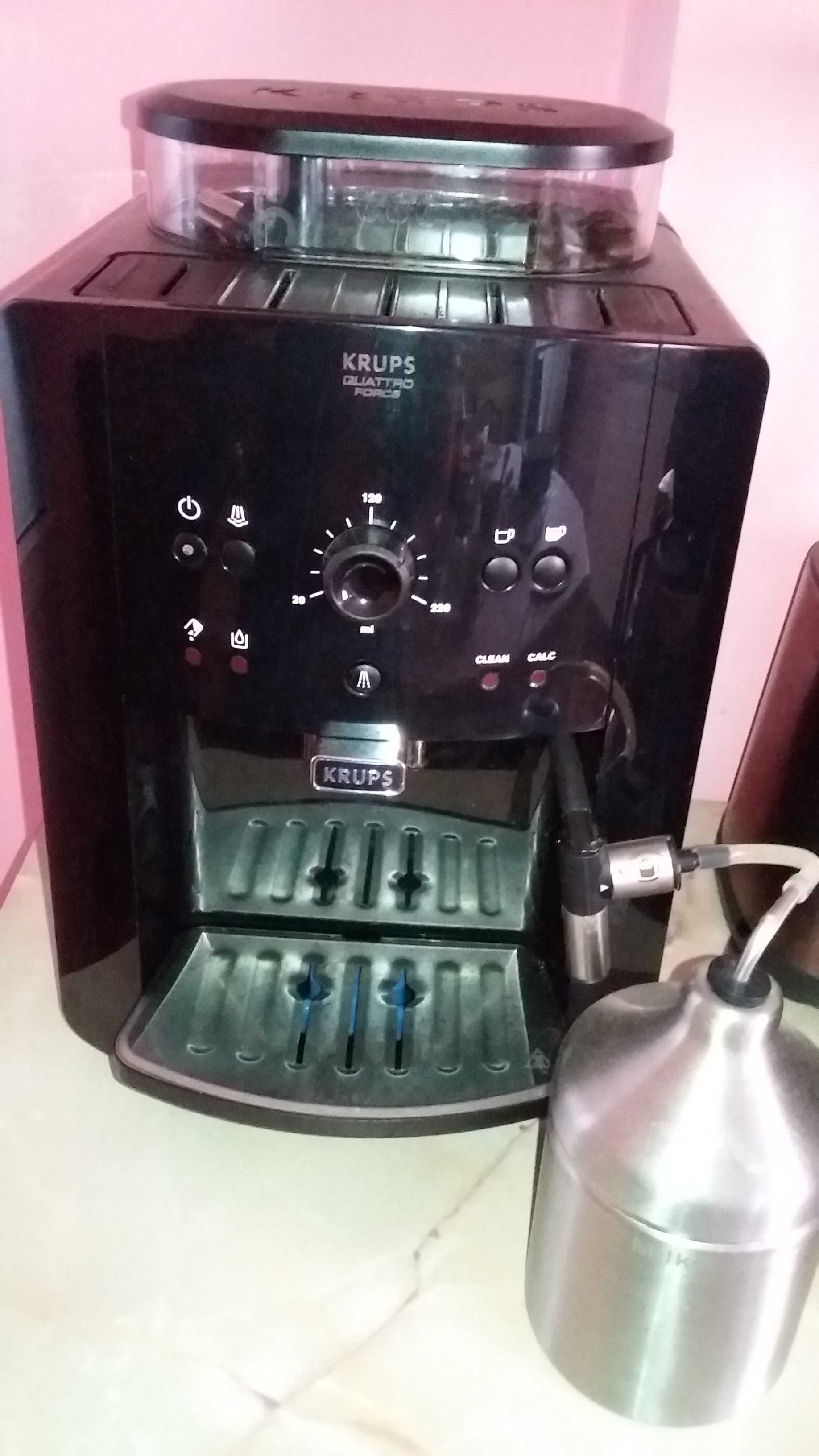 Expresor automat de cafea boabe