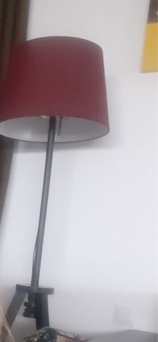 Lampadar Ikea maro/abajur visiniu