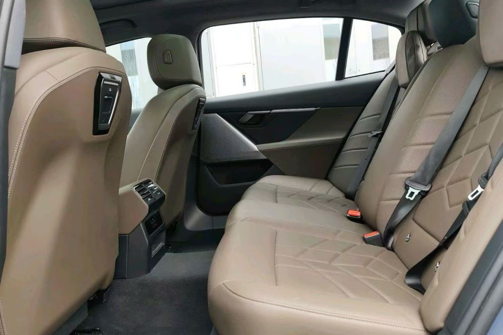 BMW i5 нд 40 номизга чикарберамиза